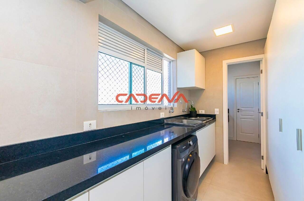 Cobertura à venda no Ecoville: 