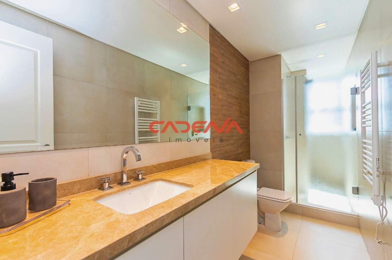 Cobertura à venda no Ecoville: 