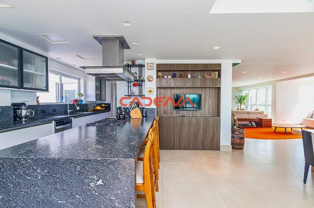 Cobertura à venda no Ecoville: 