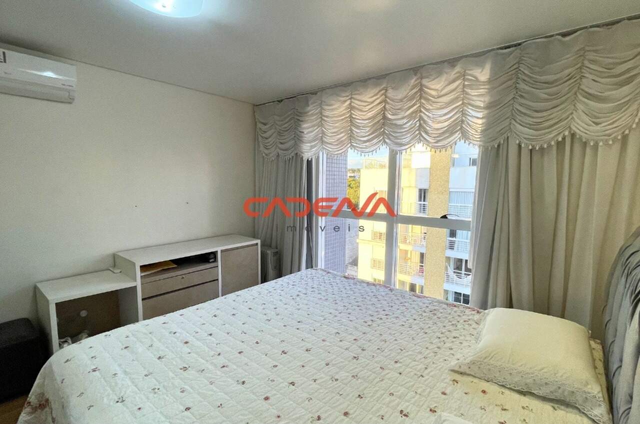 Cobertura para aluguel no Seminário: 