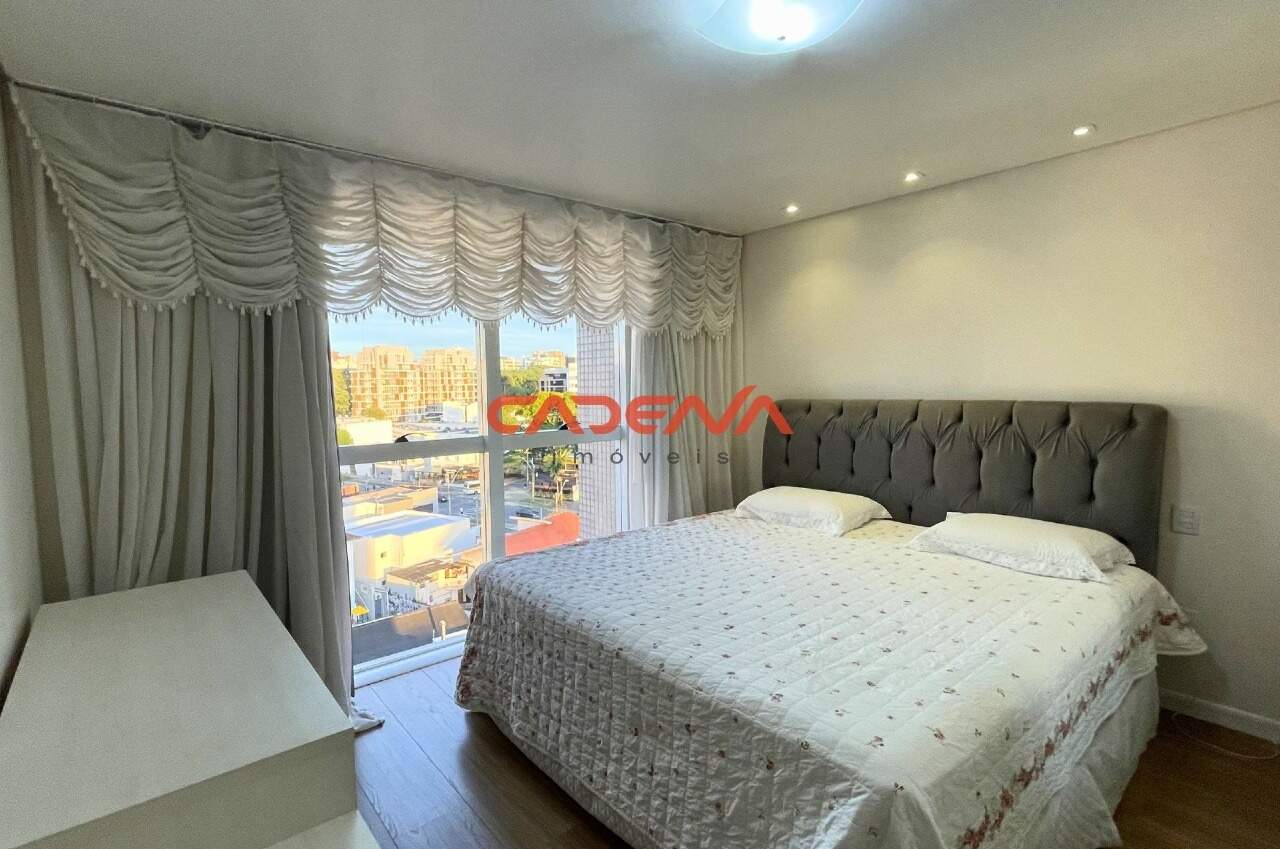 Cobertura para aluguel no Seminário: 