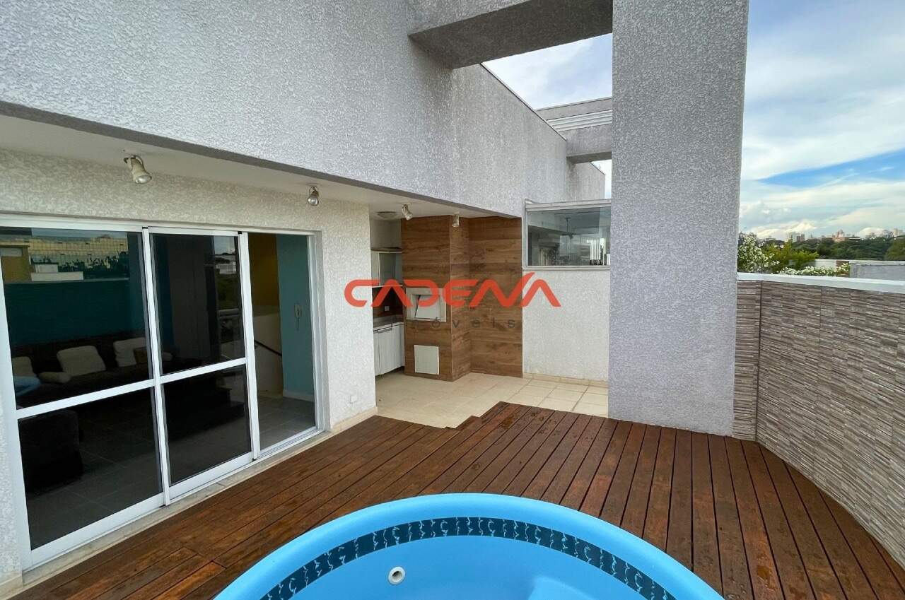 Cobertura para aluguel no Seminário: 