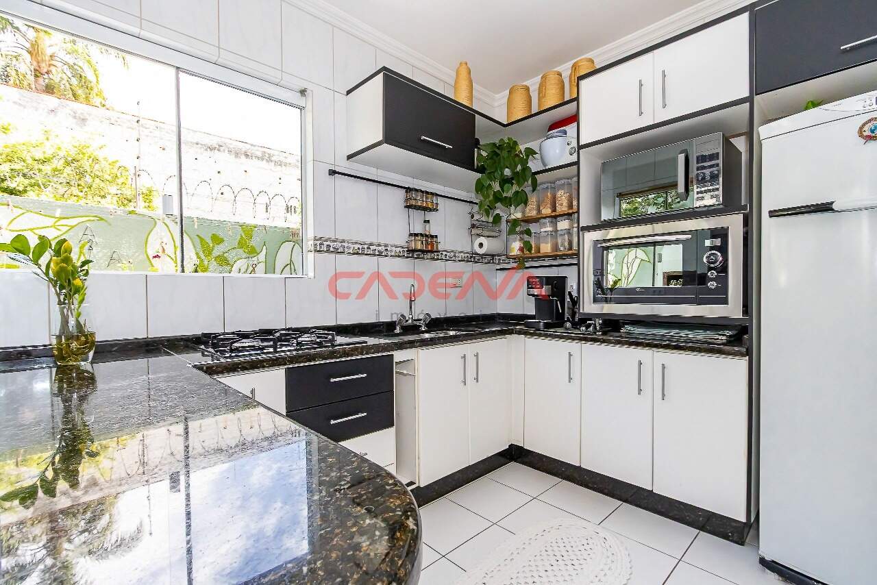 Casa em condomínio fechado à venda no Bacacheri: 