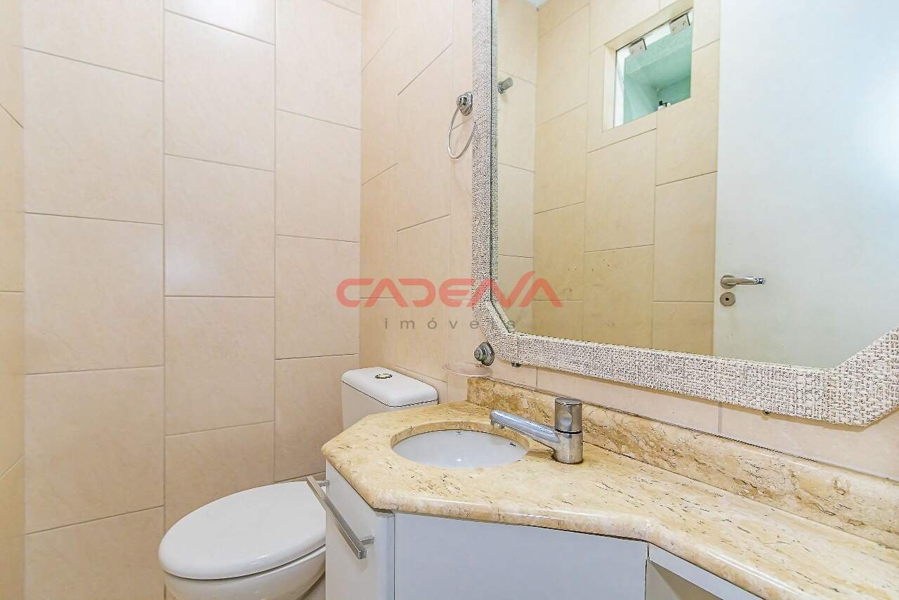 Casa em condomínio fechado à venda no Bacacheri: 