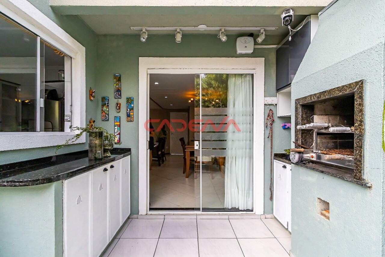 Casa em condomínio fechado à venda no Bacacheri: 