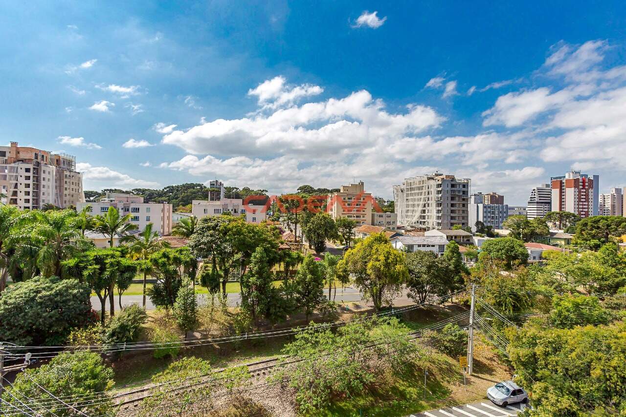 Apartamento para aluguel no Cabral: 