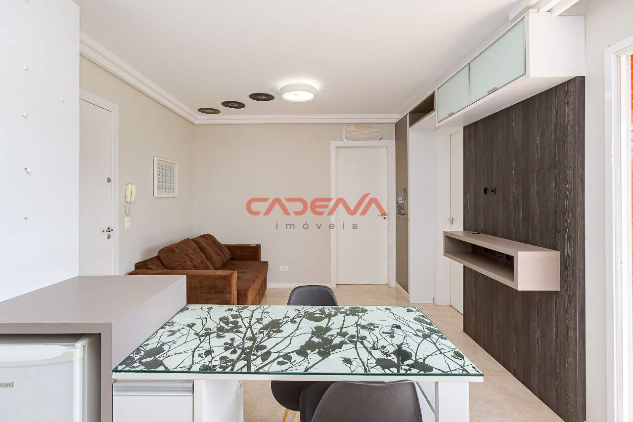 Apartamento para aluguel no Cabral: 