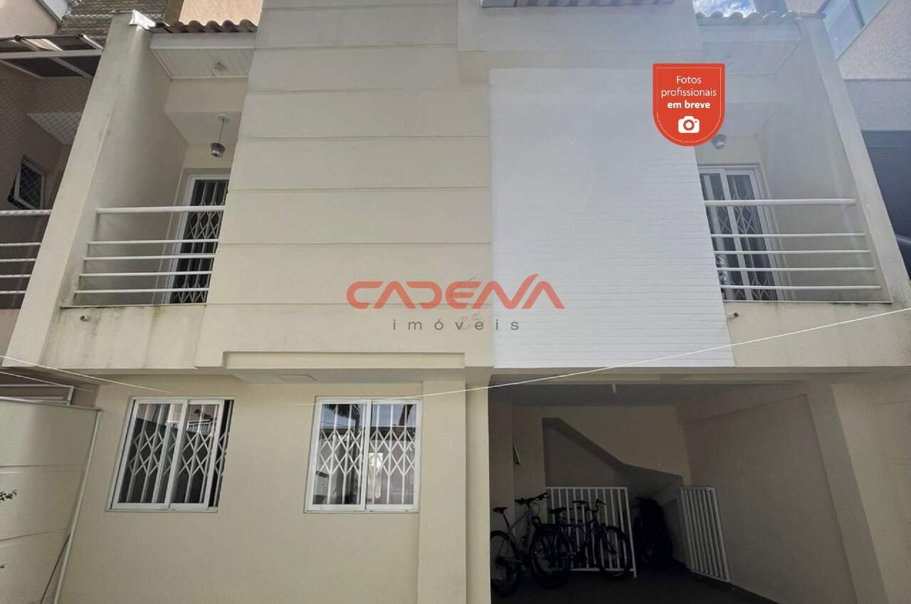 Sobrado à venda no Bacacheri: 