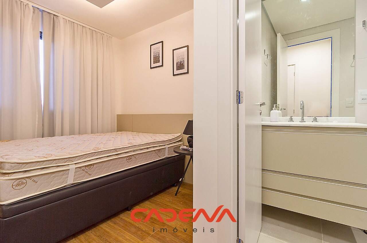 Apartamento para aluguel no Alto da Rua XV: 