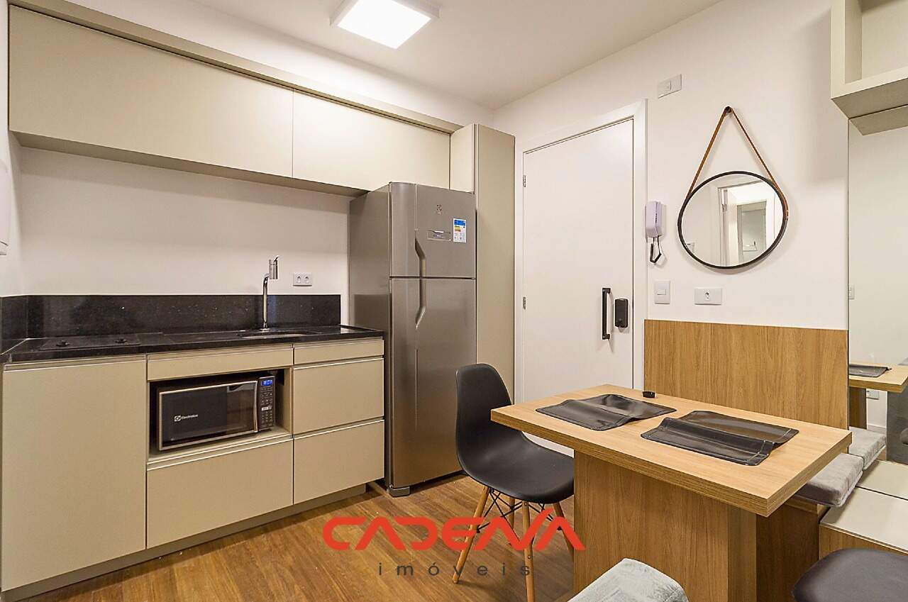 Apartamento para aluguel no Alto da Rua XV: 