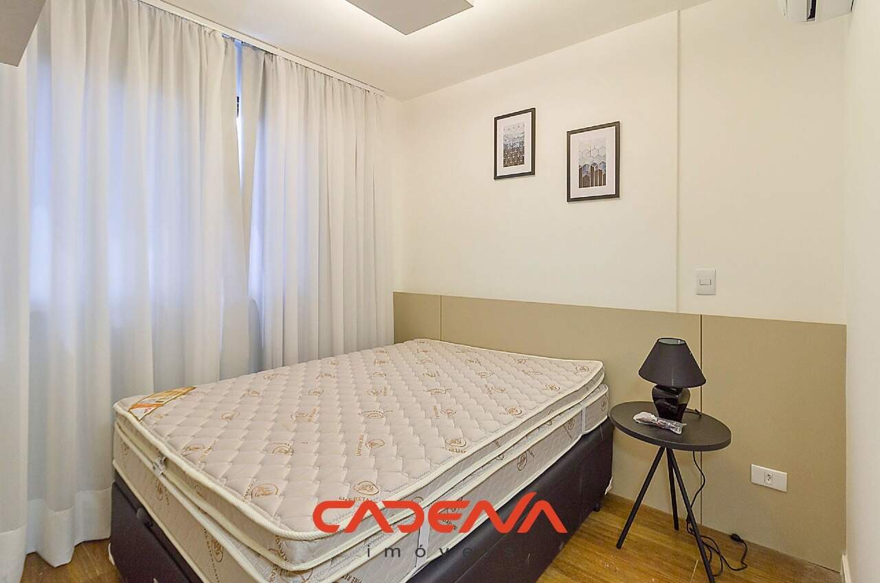 Apartamento para aluguel no Alto da Rua XV: 