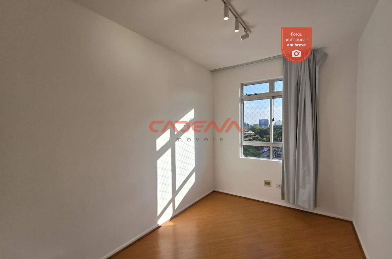 Apartamento para aluguel no Cabral: 