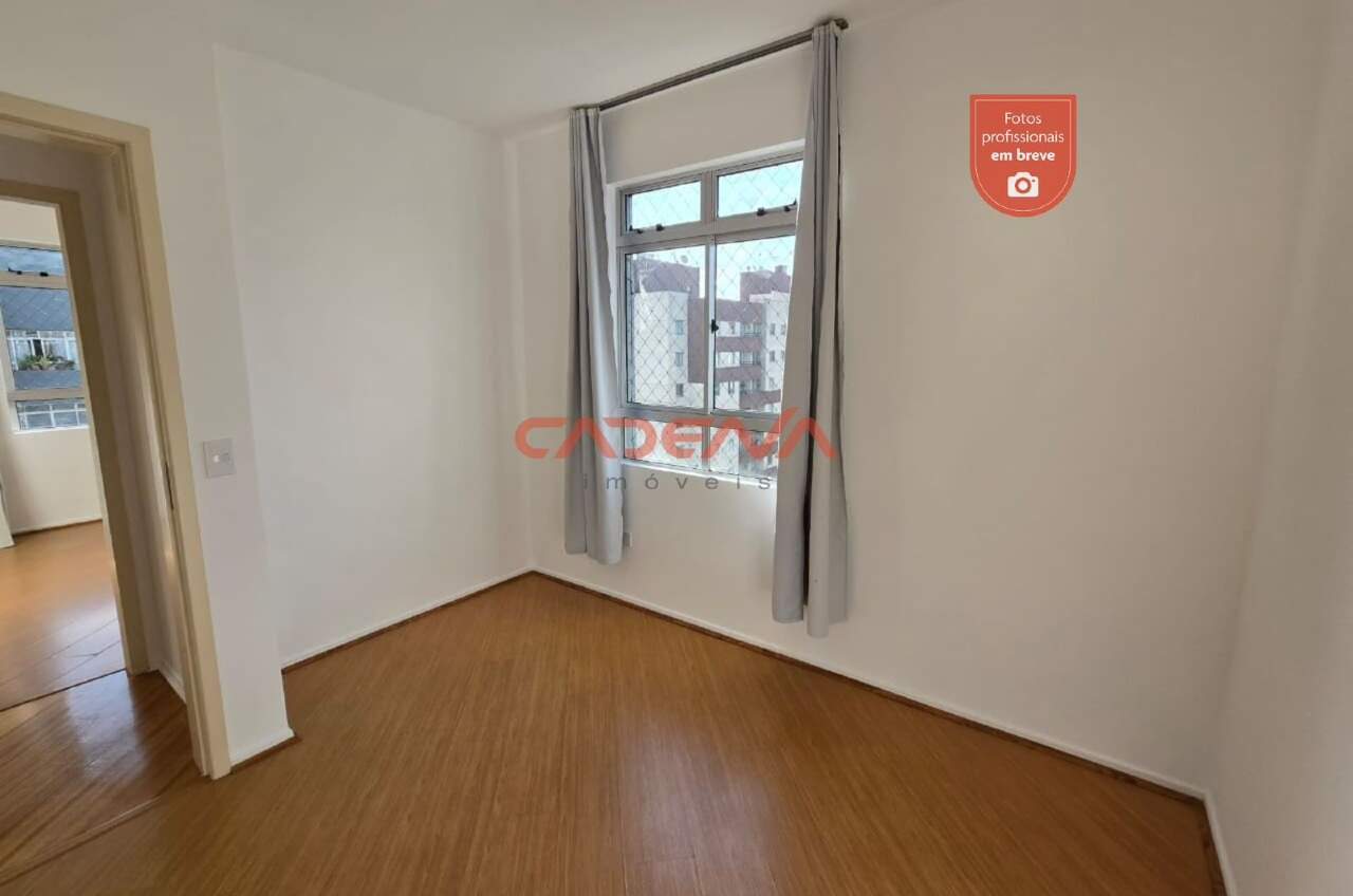 Apartamento para aluguel no Cabral: 
