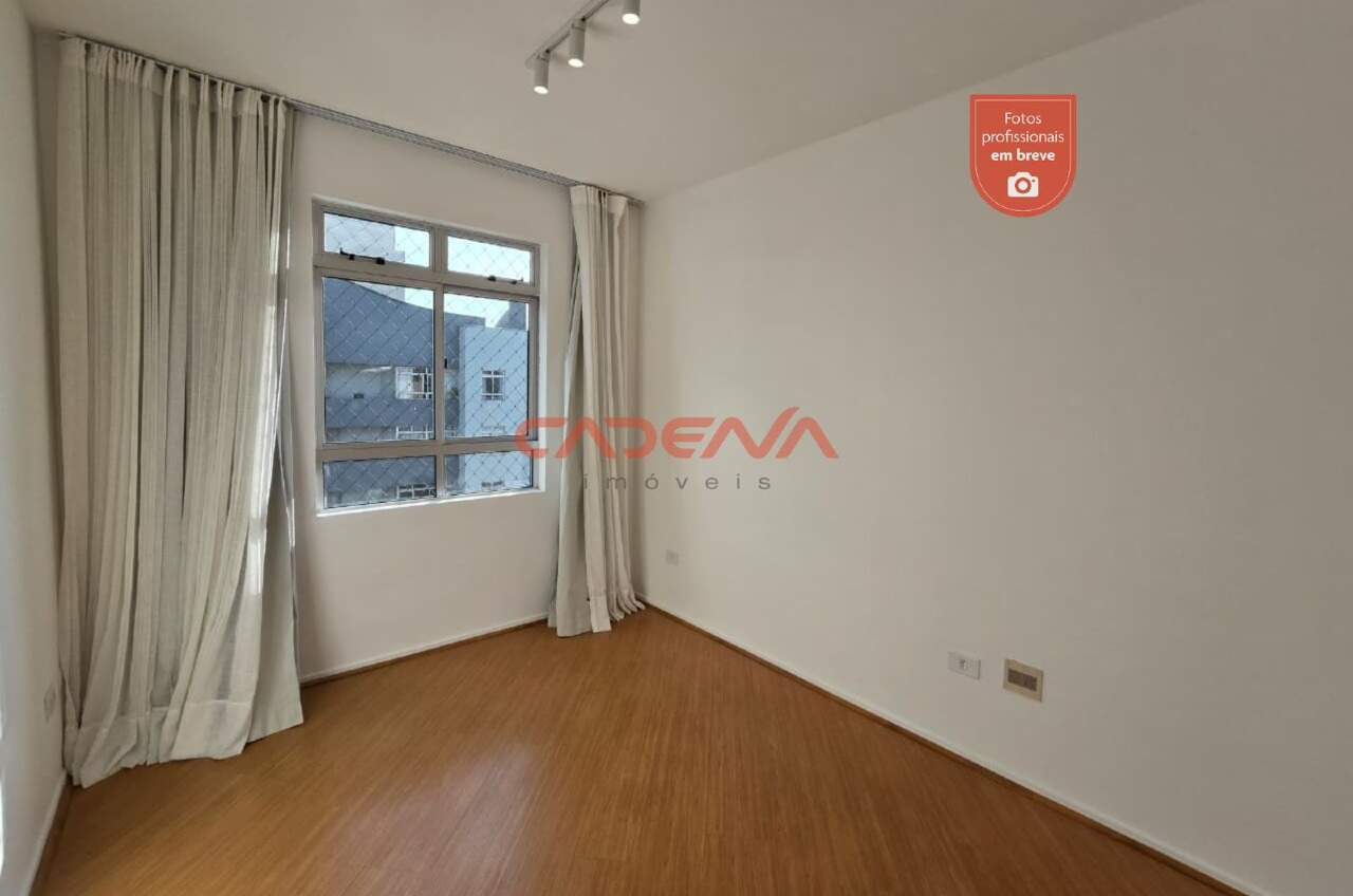Apartamento para aluguel no Cabral: 