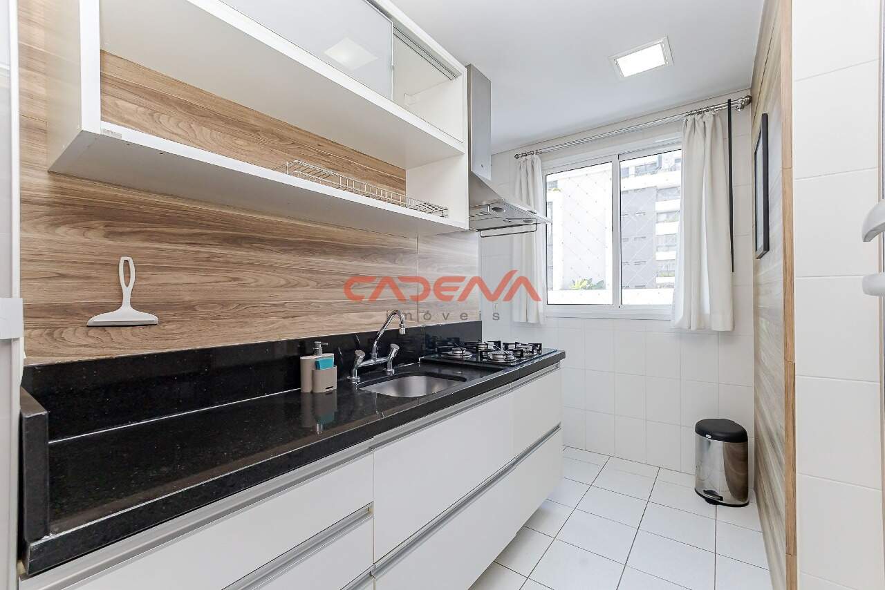 Apartamento para aluguel no Cabral: 