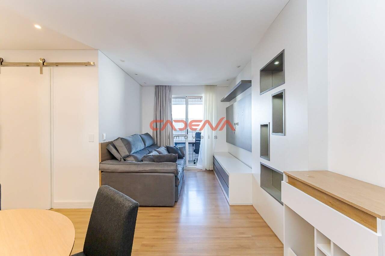 Apartamento para aluguel no Cabral: 
