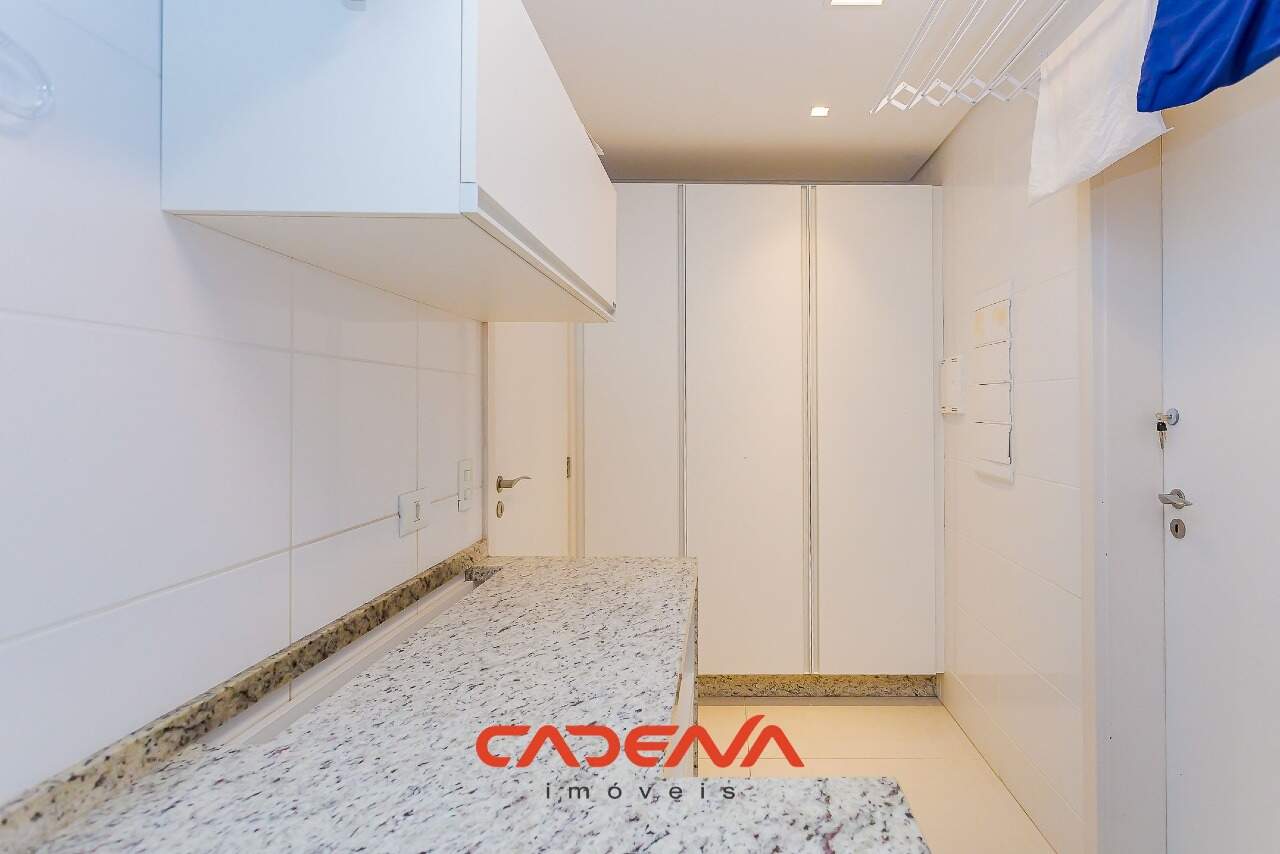 Apartamento para aluguel no Alto da Glória: 