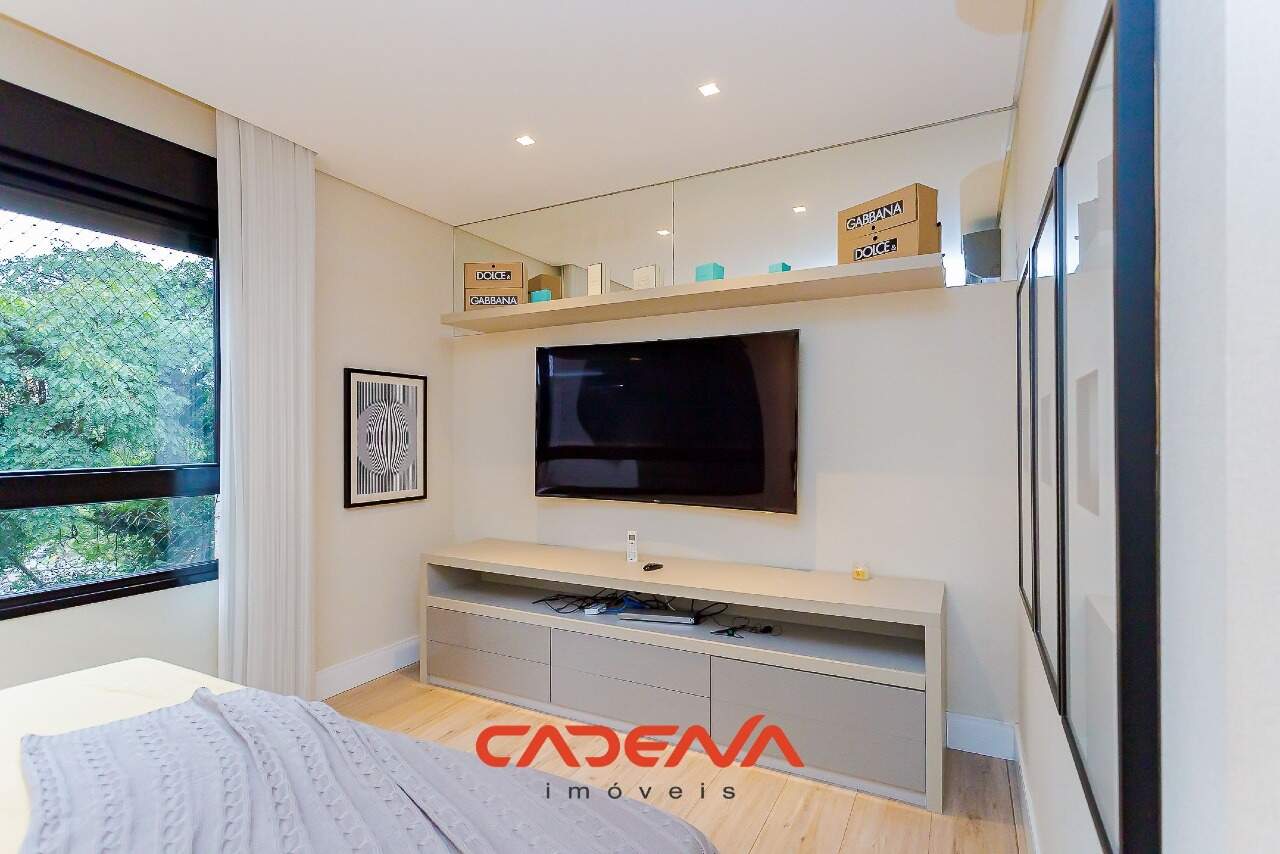 Apartamento para aluguel no Alto da Glória: 