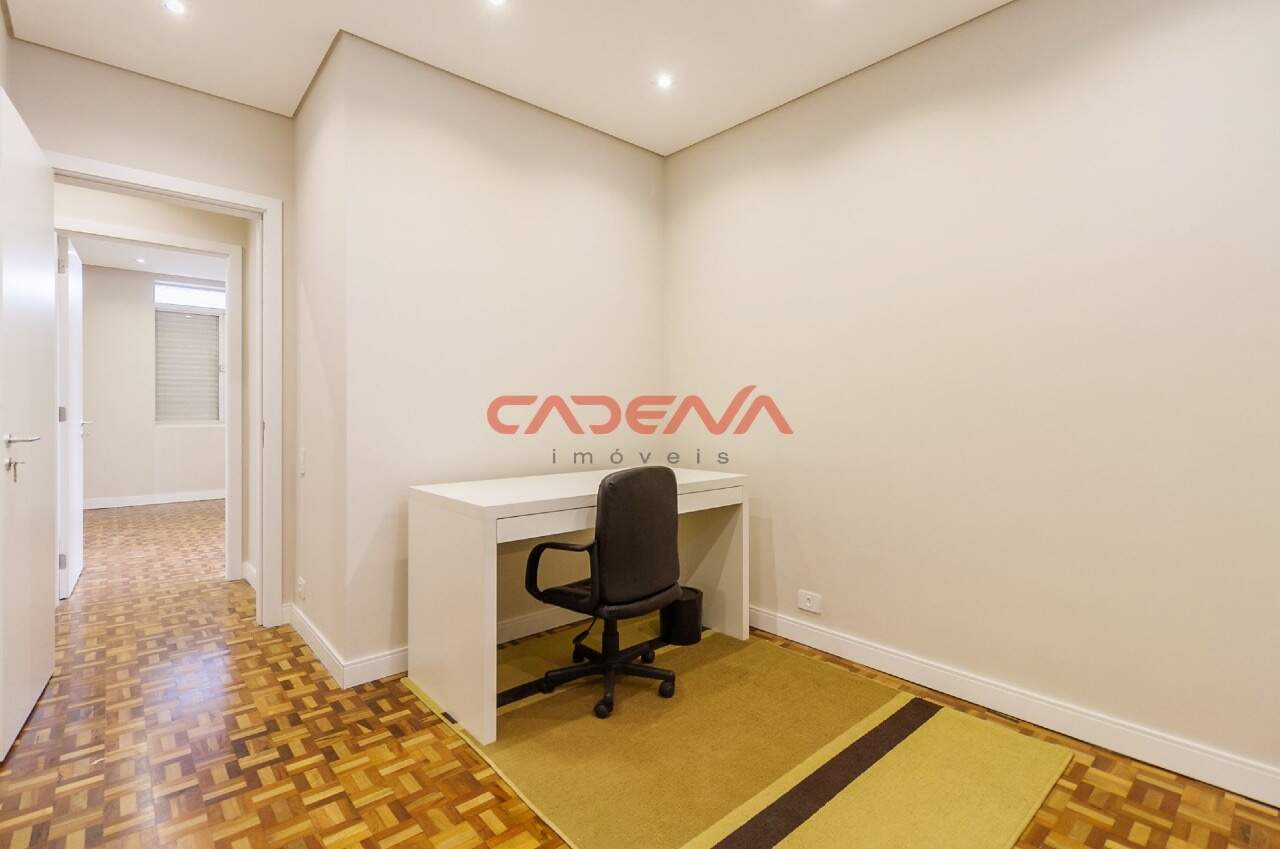 Apartamento à venda no Batel: 