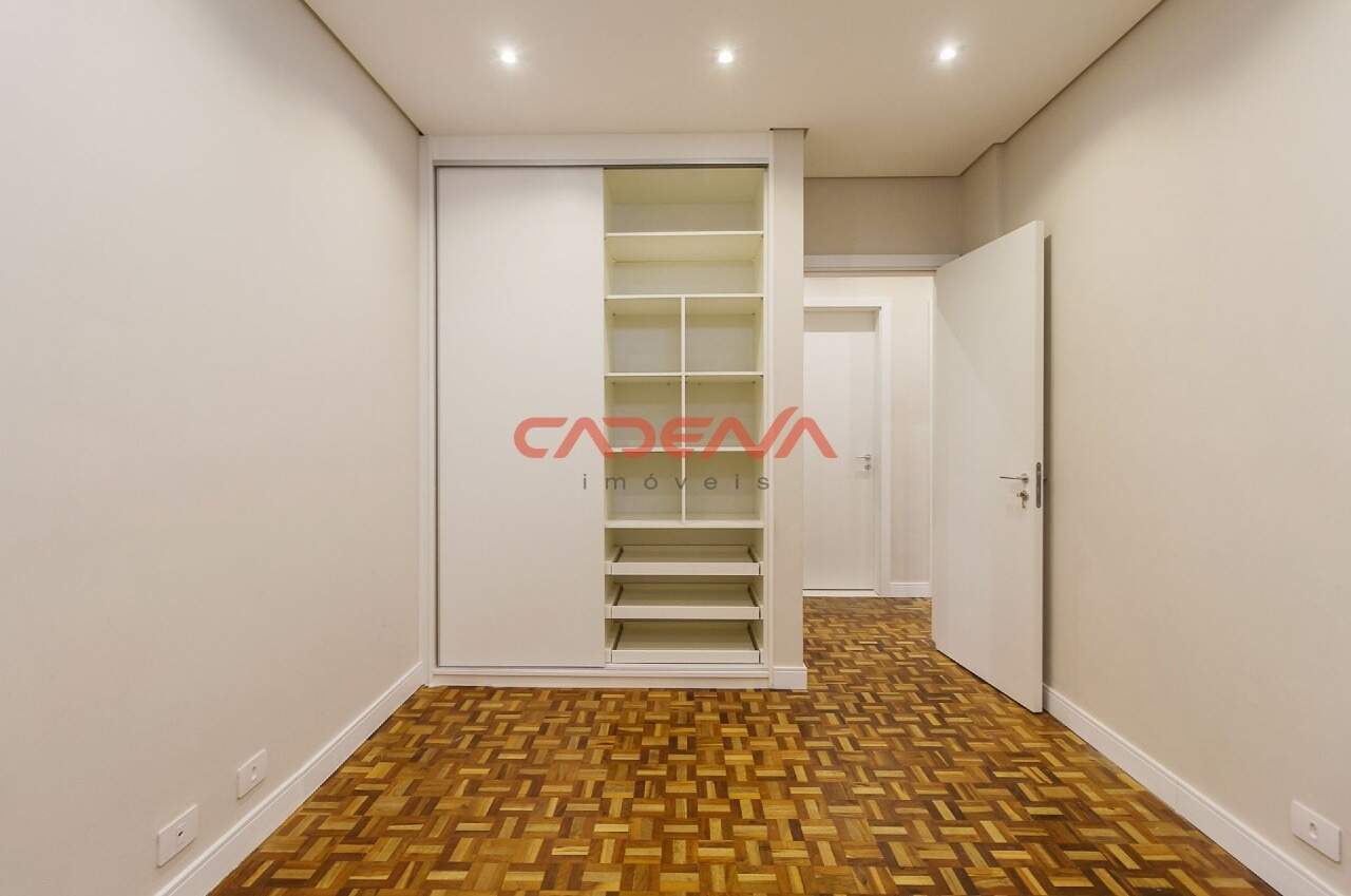 Apartamento à venda no Batel: 