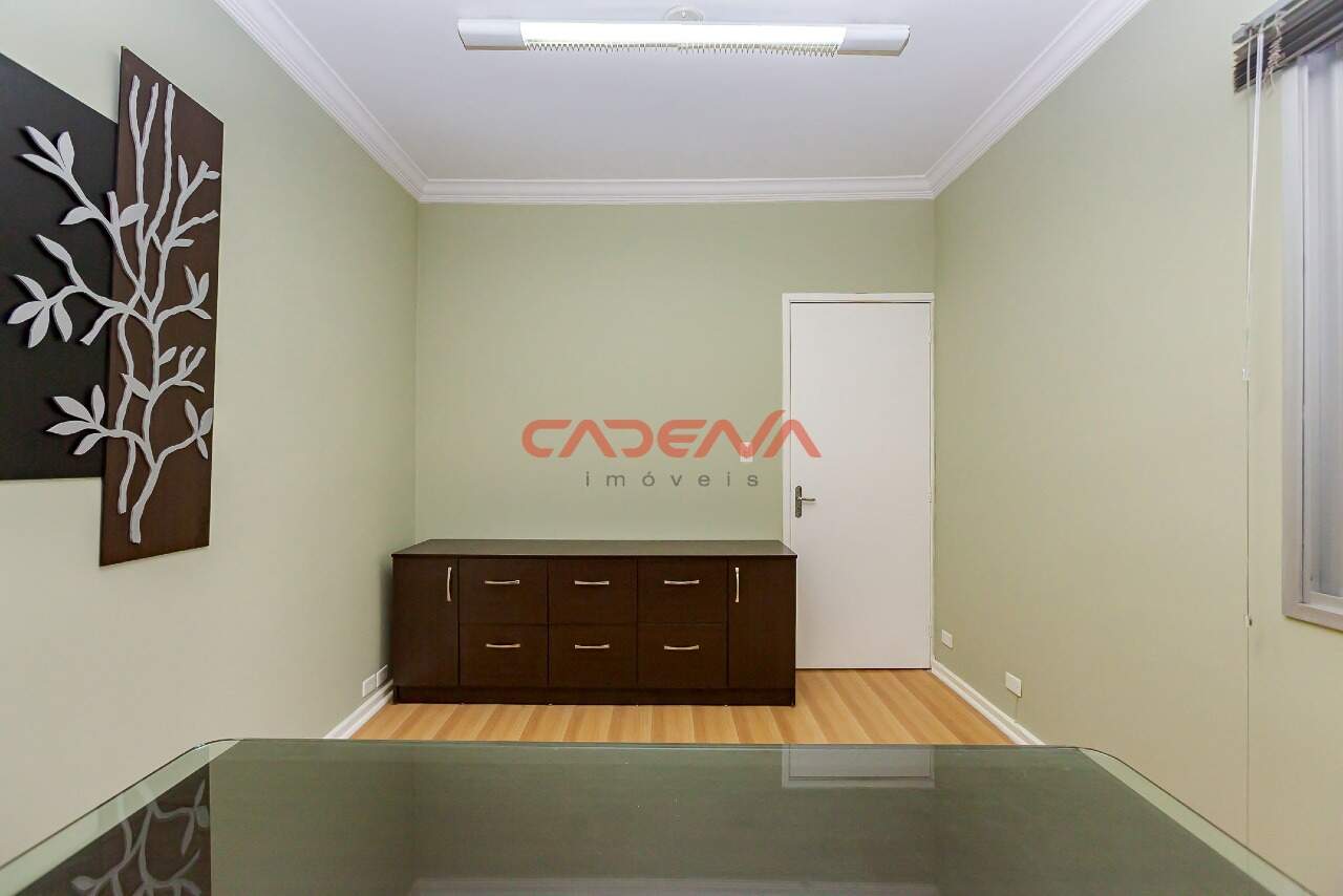 Sala à venda no Centro: 