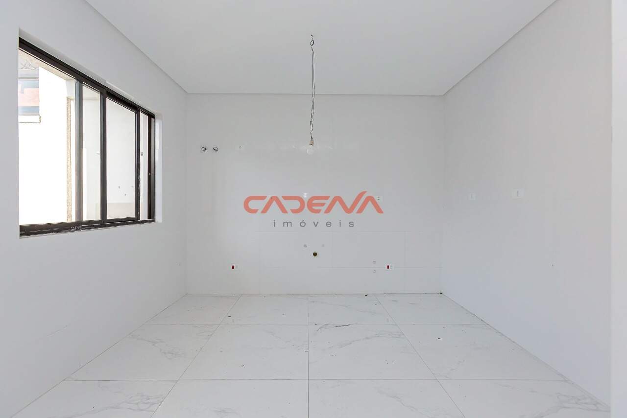 Sobrado à venda no Capão da Imbuia: 
