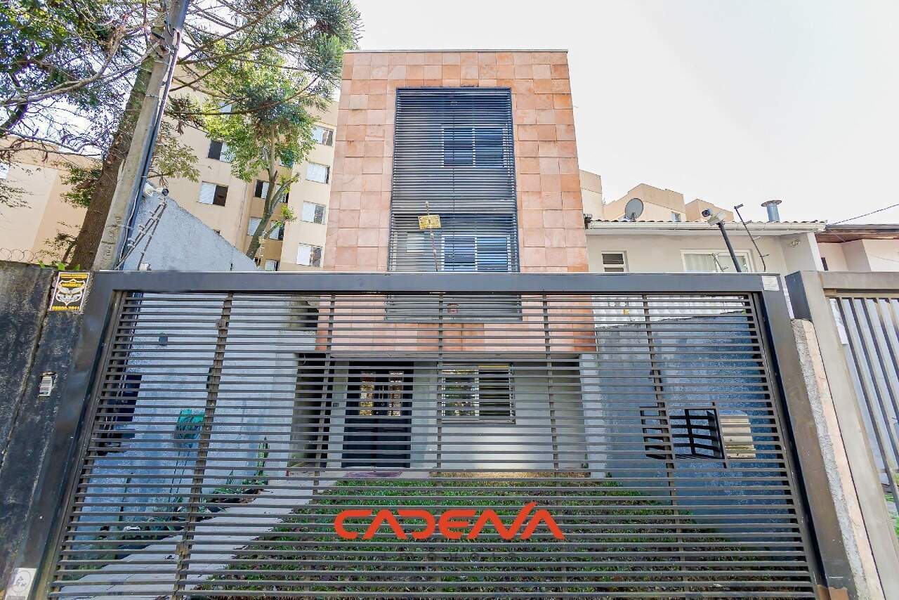 Sobrado à venda no Mossunguê: 