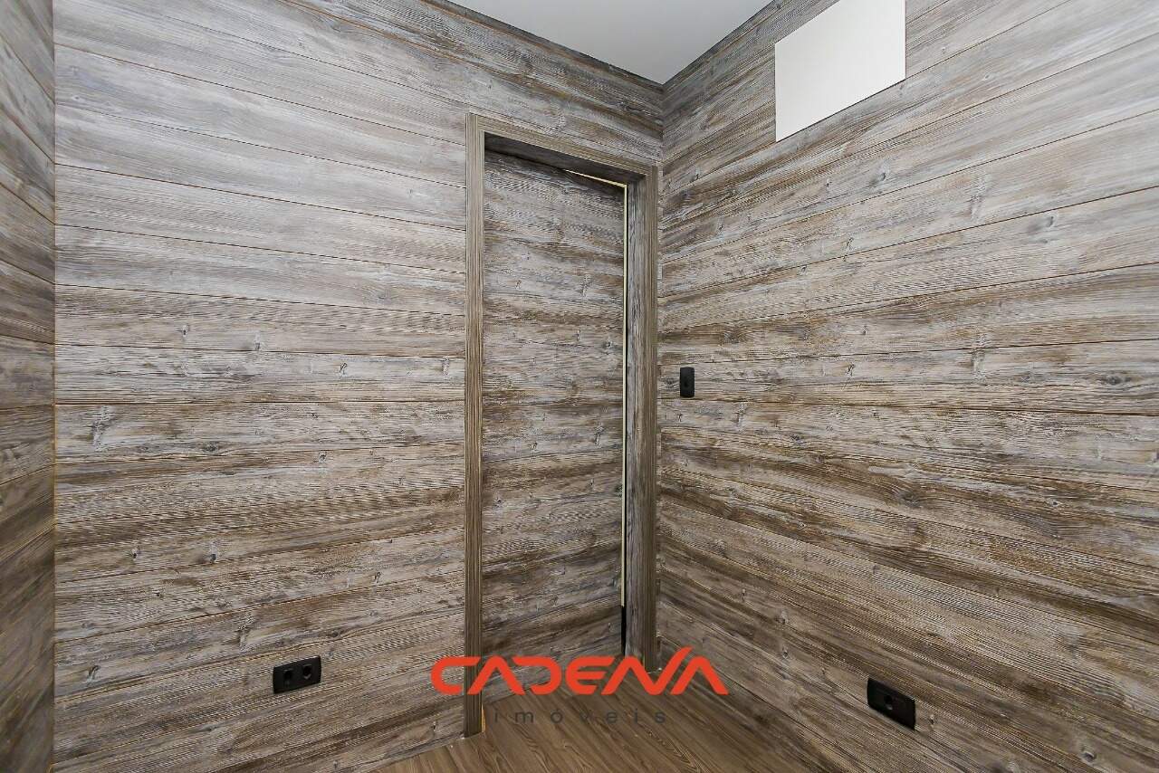 Sobrado à venda no Mossunguê: 