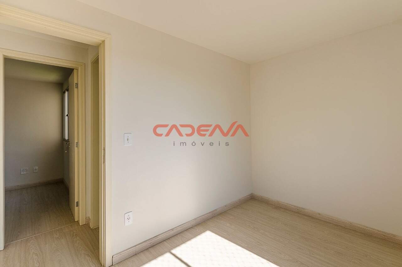 Apartamento à venda no Novo Mundo: 