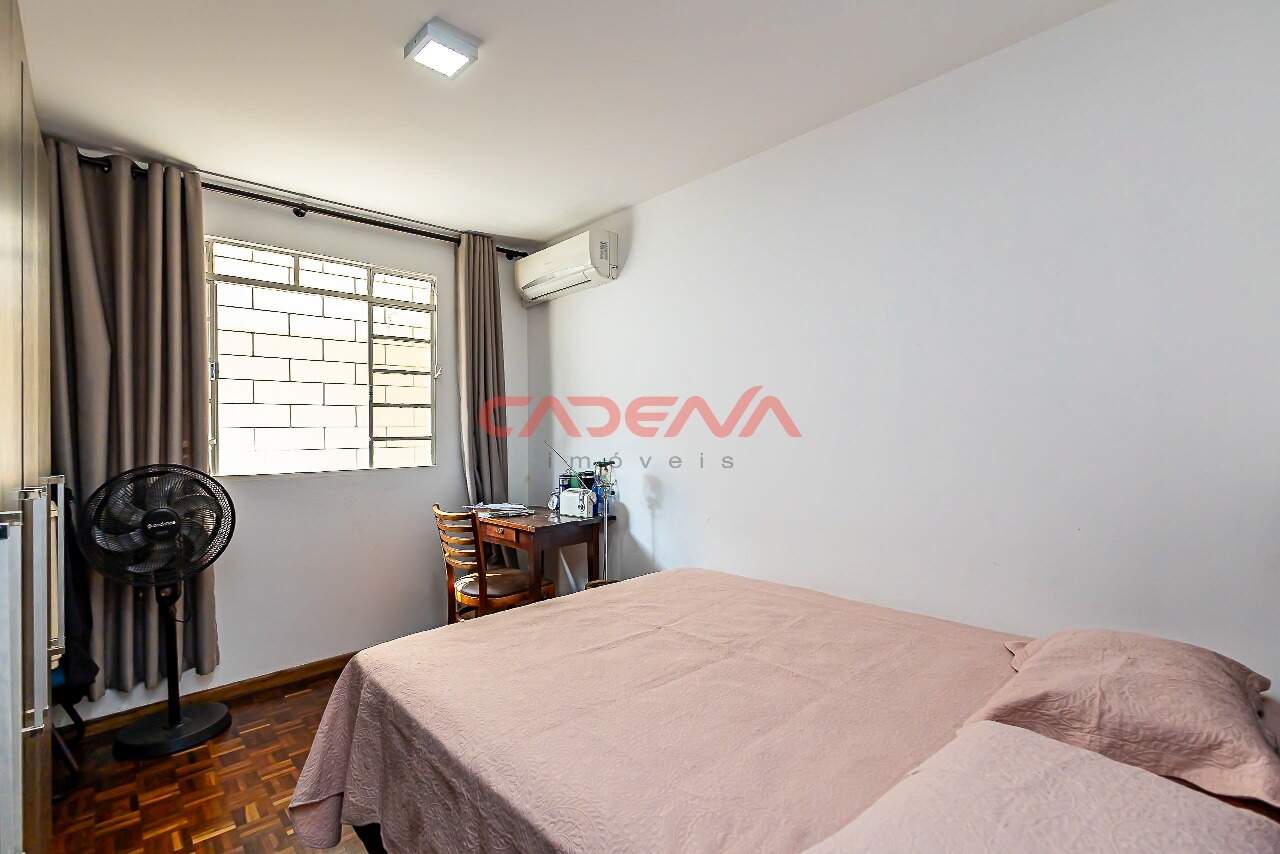 Casa à venda no Portão: 