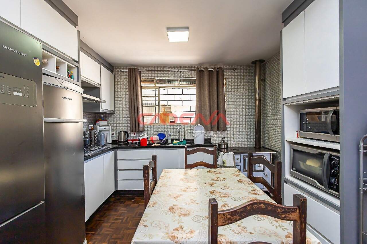 Casa à venda no Portão: 