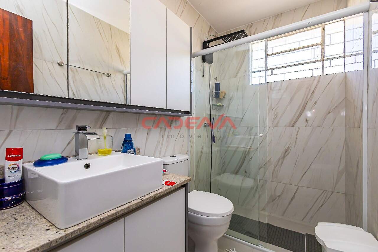Casa à venda no Portão: 