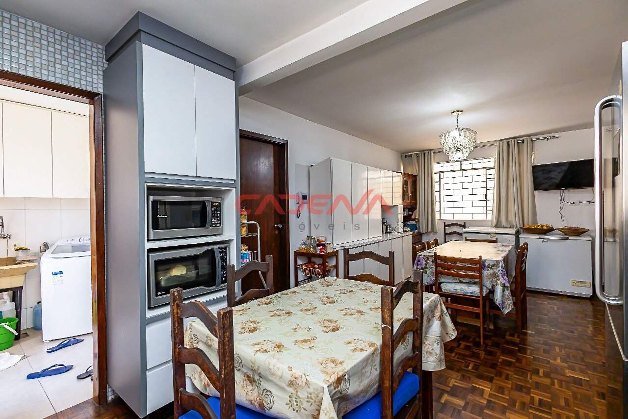 Casa à venda no Portão: 
