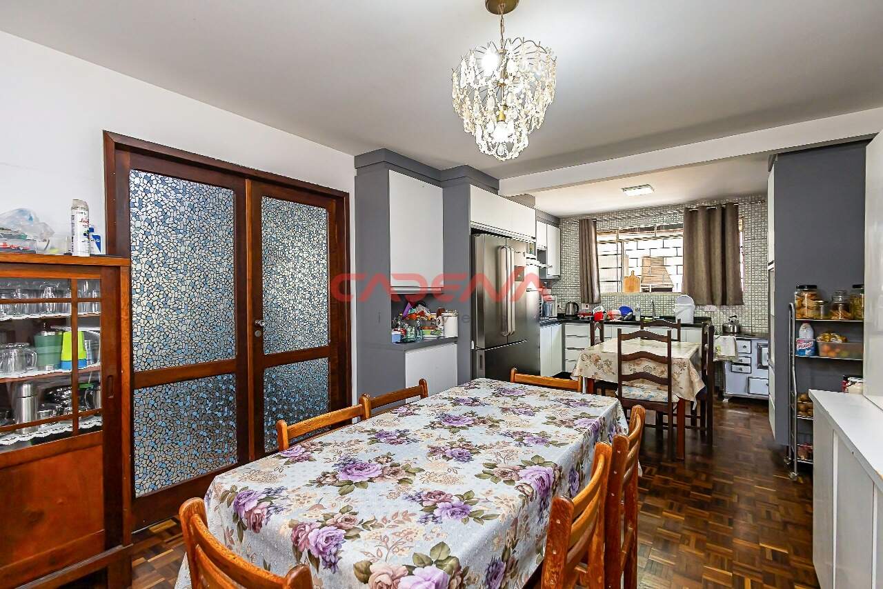 Casa à venda no Portão: 
