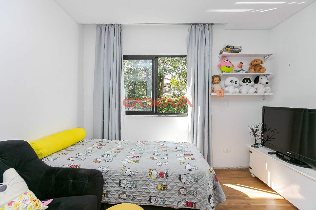 Casa em condomínio fechado à venda no Taboão: 