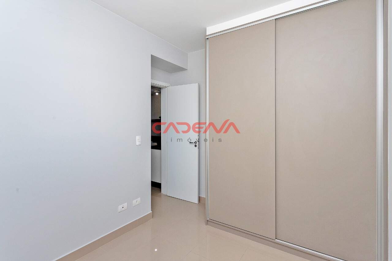 Apartamento para aluguel no Portão: 