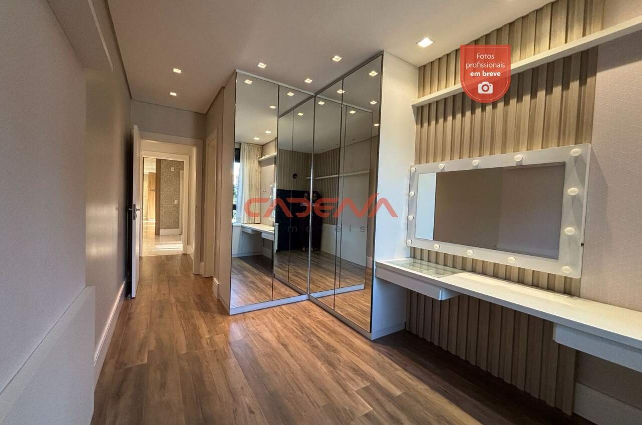 Apartamento para aluguel no Alto da Glória: 