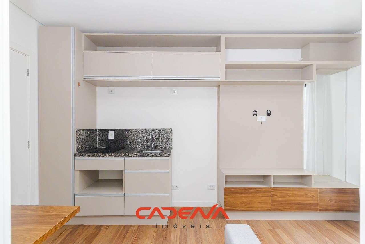 Apartamento para aluguel no Alto da Rua XV: 