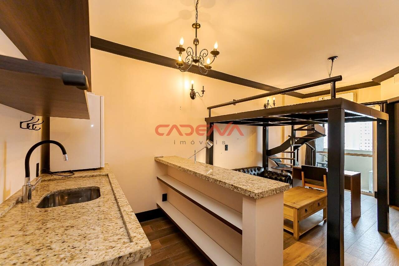 Studio para aluguel no Centro: 