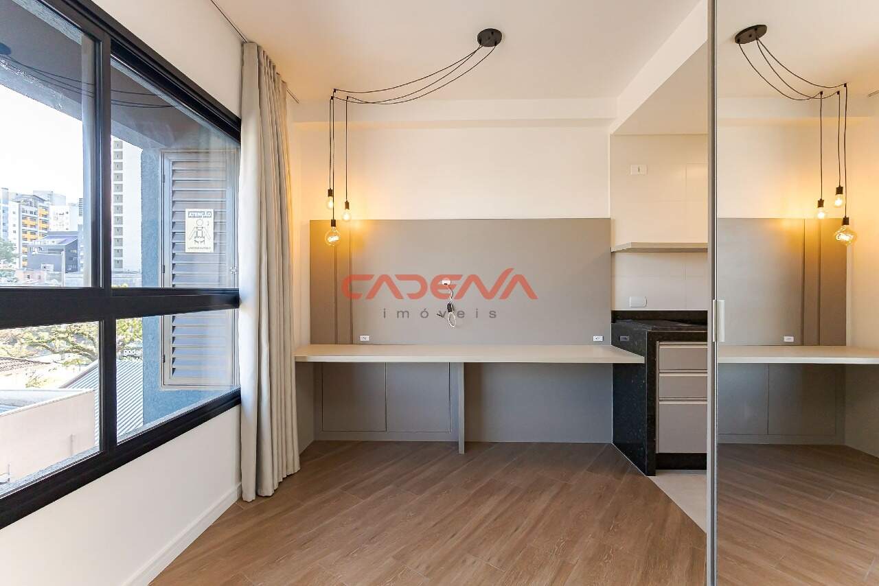 Studio para aluguel no Rebouças: