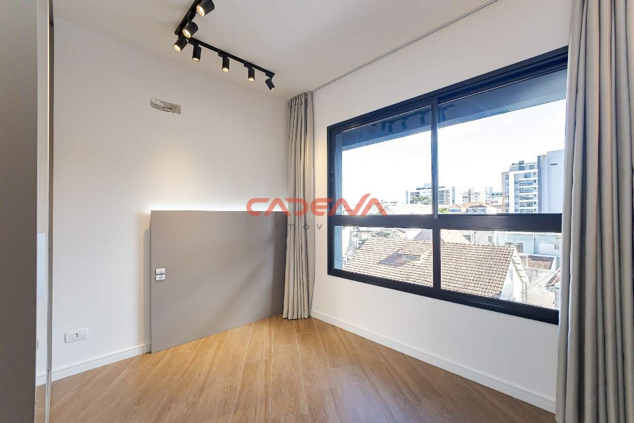 Studio para aluguel no Rebouças:
