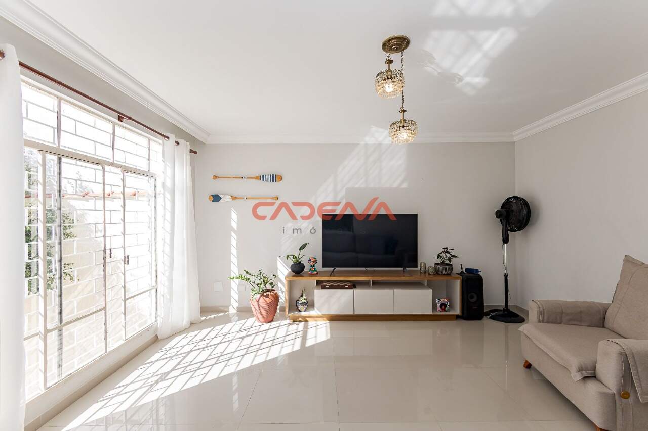 Sobrado à venda no Ahu: 