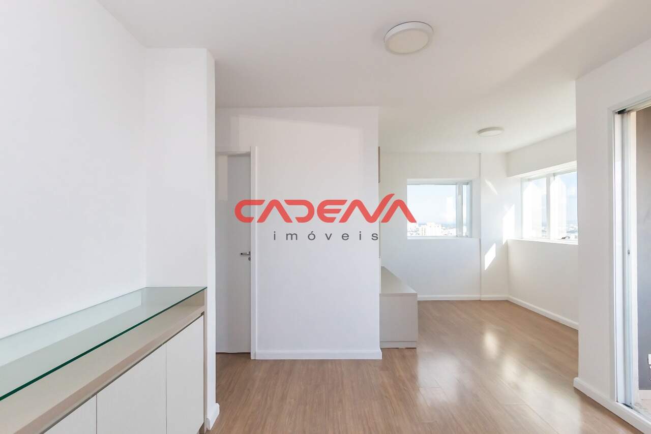 Apartamento para aluguel no Centro Cívico: 
