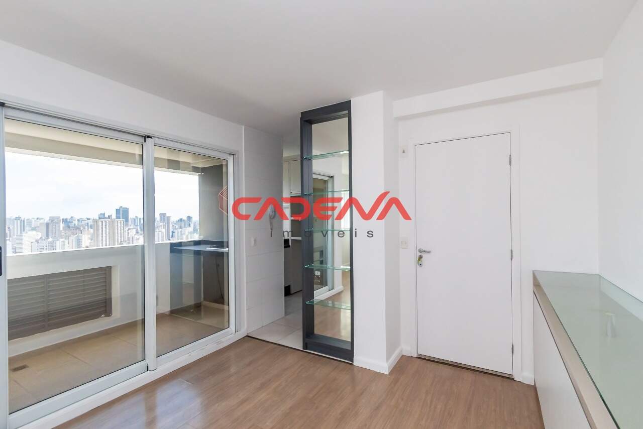 Apartamento para aluguel no Centro Cívico: 