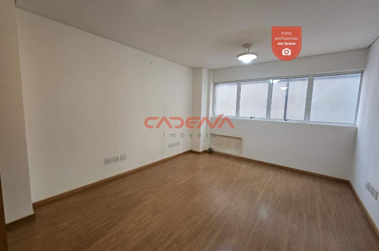 Sala para aluguel no Centro: 