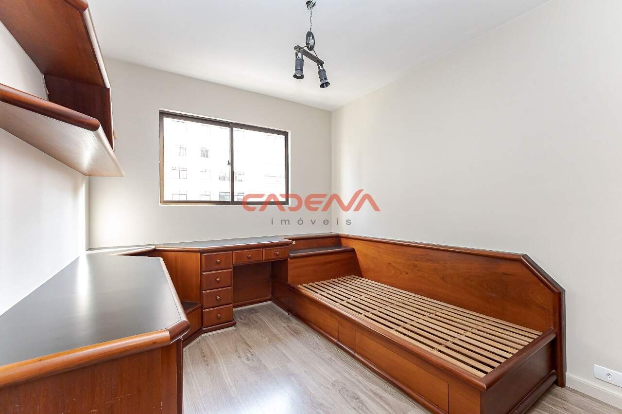 Apartamento à venda no Cristo Rei: 