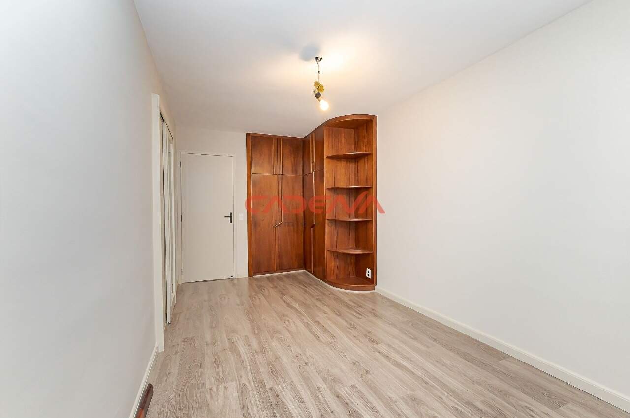 Apartamento à venda no Cristo Rei: 