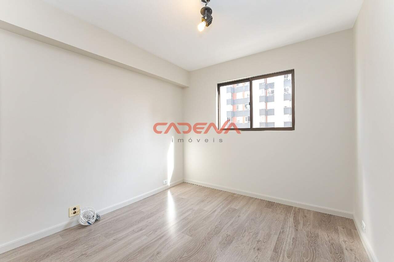 Apartamento à venda no Cristo Rei: 