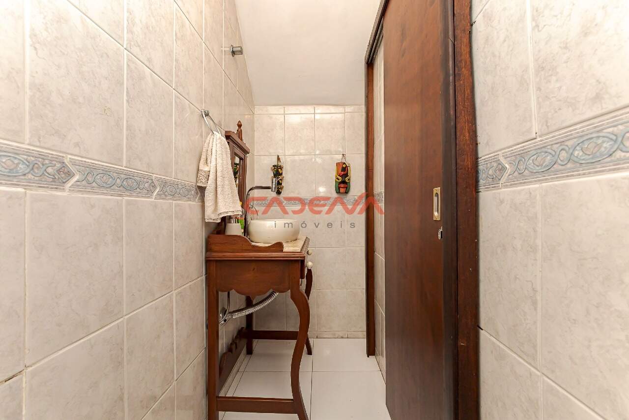 Casa à venda no Campina do Siqueira: