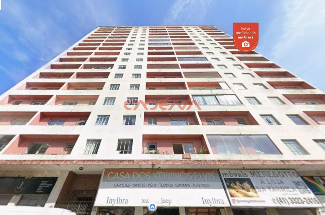Sala à venda no Centro: 